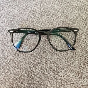 Ray-Ban Black Glasses
